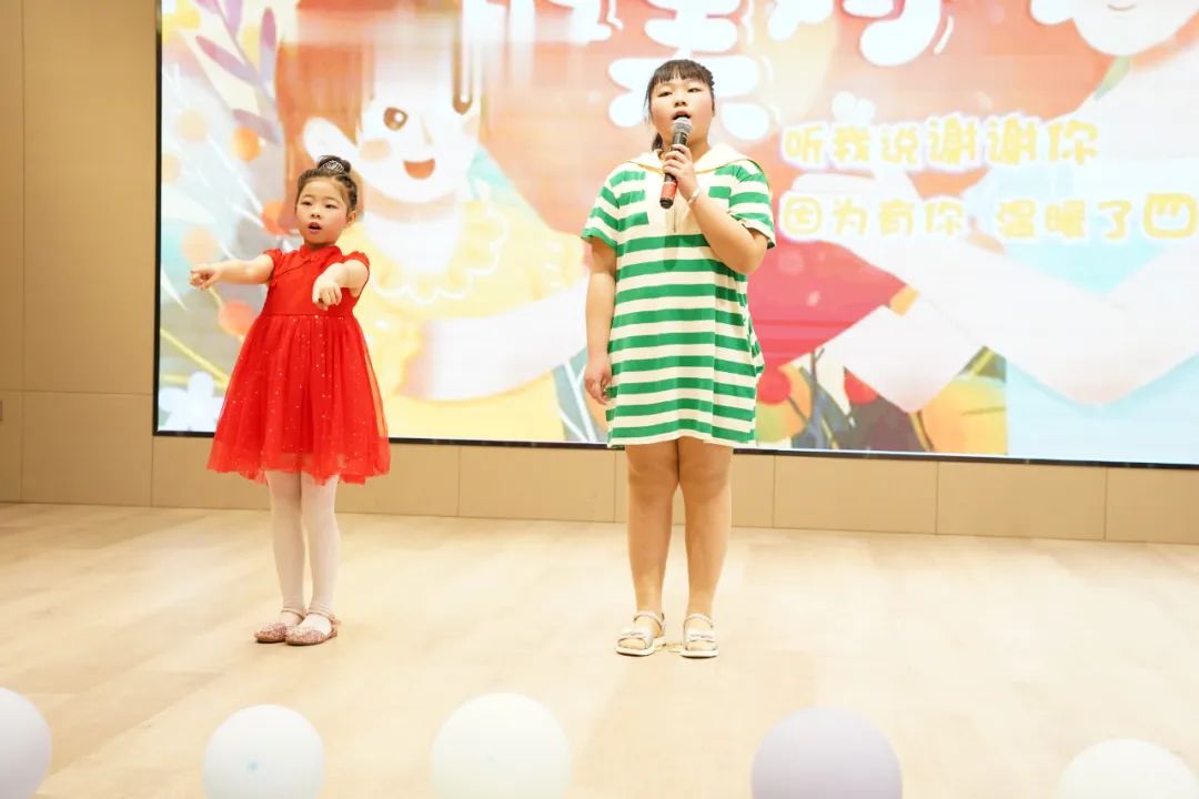 273dc45d83e517d8ca0b3a65a2625bbb